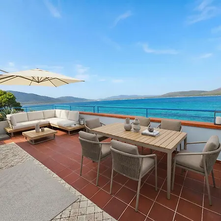 빌라 Horizon With Jacuzzi And Infinite View Over The Bay Of Nymphs