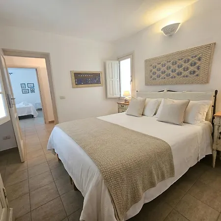 Horizon With Jacuzzi And Infinite View Over The Bay Of Nymphs Vila *