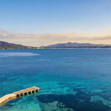 빌라 Horizon With Jacuzzi And Infinite View Over The Bay Of Nymphs 포르토 콘테